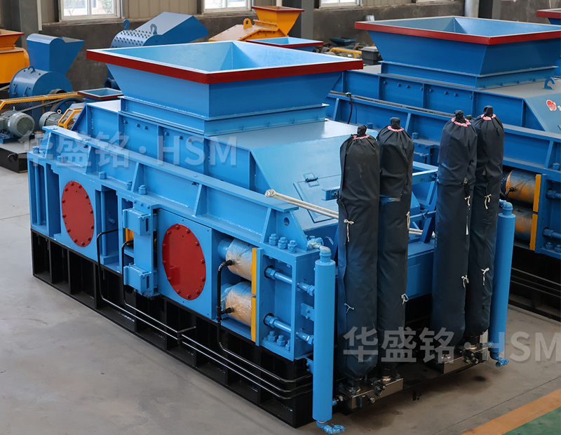 時產200噸小型河卵石制砂機型號有哪些？